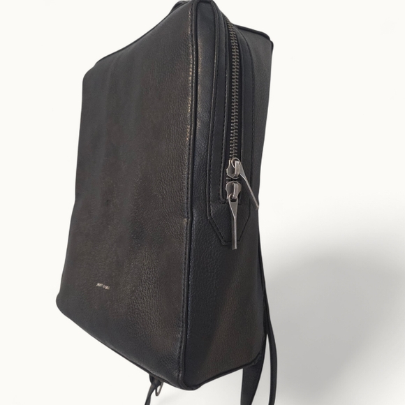 Matt & Nat Black Vegan Leather Backpack Minimalist Luxury Everyday Carry - Picture 5 of 13